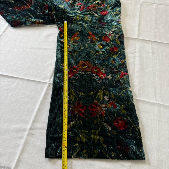 LOFT Floral Velvet Wide Leg Jumpsuit Holiday Green Casual Women’s Size 4 - Picture 8 of 13